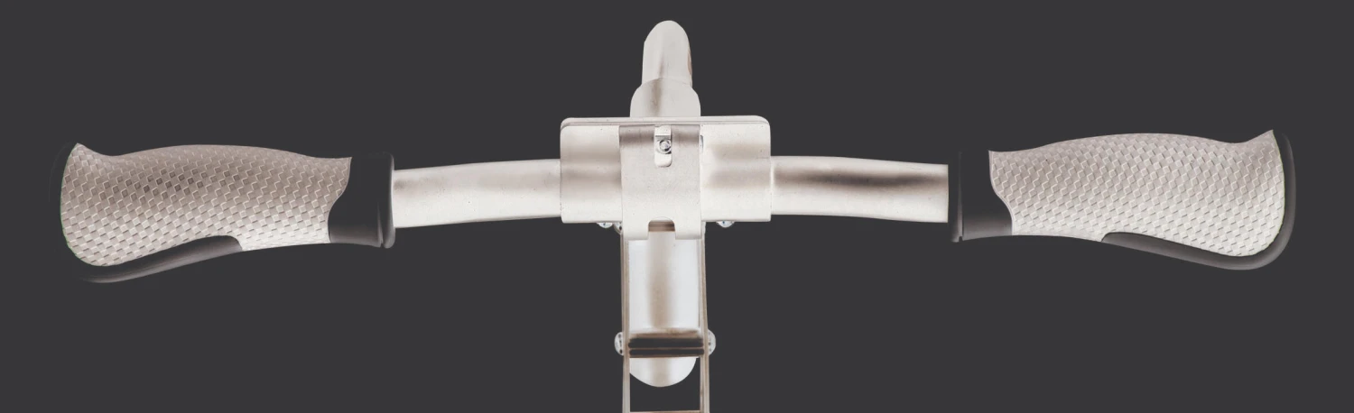 SIX DEGREES Kick Scooter With Suspension 205mm Black 5 SIX DEGREES Kick Scooter With Suspension 205mm Black - Image 3