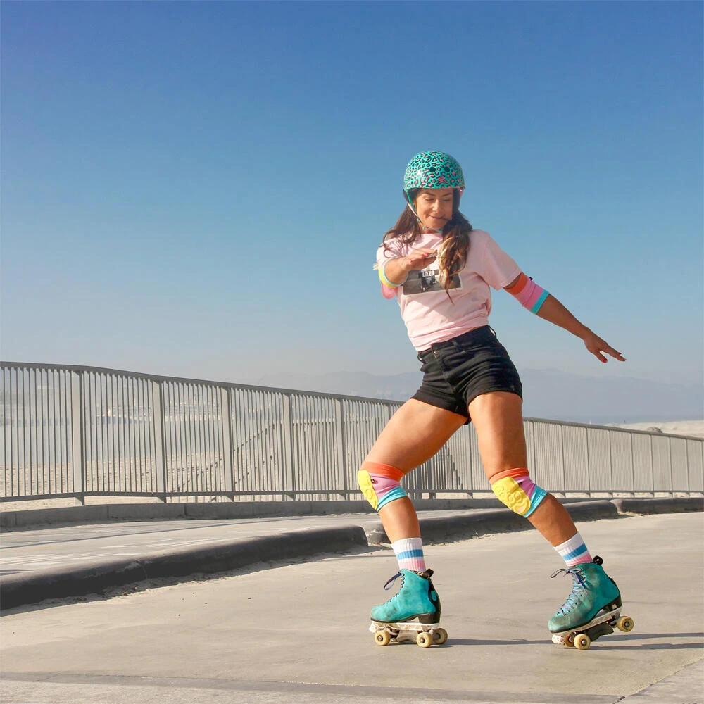 MOXI & TRIPLE 8 COLAB 8 MOXI & TRIPLE 8 COLAB - Image 6