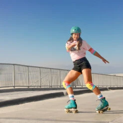 MOXI & TRIPLE 8 COLAB -Rollerz Store k5961354f37671ddc79a0d578d6c2dbd1