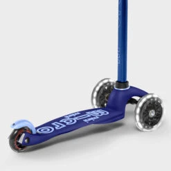 Light Up Mini Micro Deluxe LED Scooter - Red -Rollerz Store k8718f473c6f4a5565dc6f90edab4cf1c