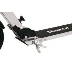 RAZOR A5 Air Scooter -Rollerz Store k90ec5b0ebb79d564496b50fbf9682801