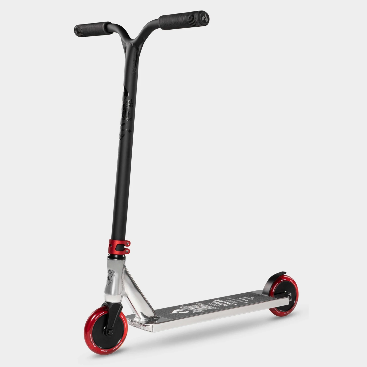 ZERO V2 Pro Riders Chilli Scooter: Silver/Red 4 ZERO V2 Pro Riders Chilli Scooter: Silver/Red - Image 2