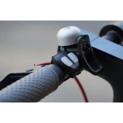 Flashing Helmet Light -Rollerz Store kc803ed8f75263b01a077e02c437efff0