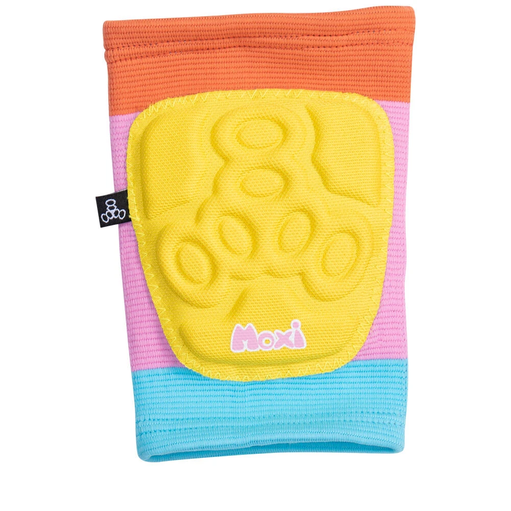 MOXI & TRIPLE 8 COLAB 4 MOXI & TRIPLE 8 COLAB - Image 2